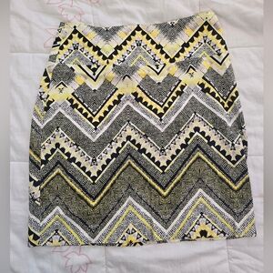 Chevron Print Pencil Skirt in Yellow, Black & White